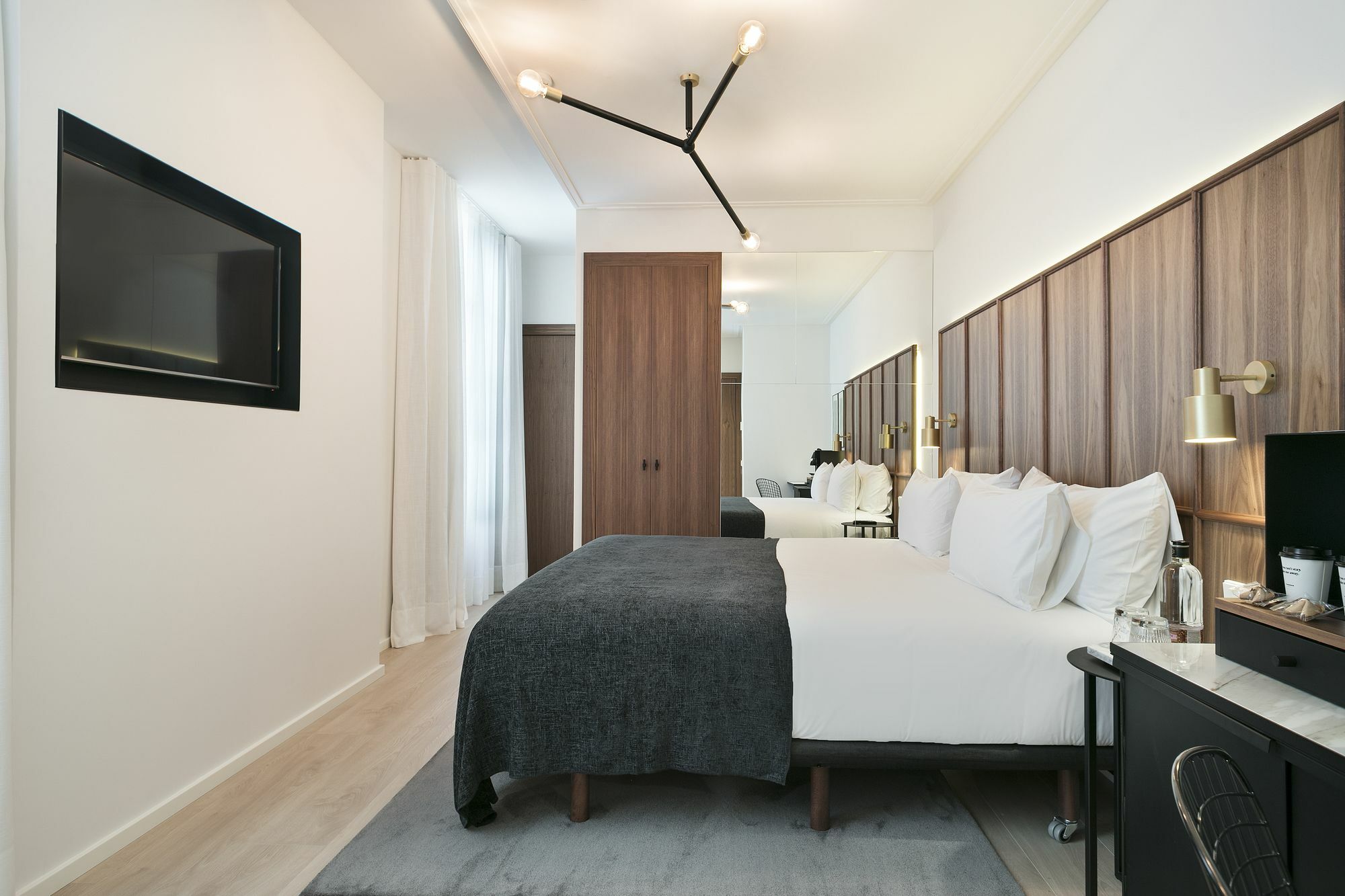 Yurbban Passage Hotel & Spa Барселона Экстерьер фото
