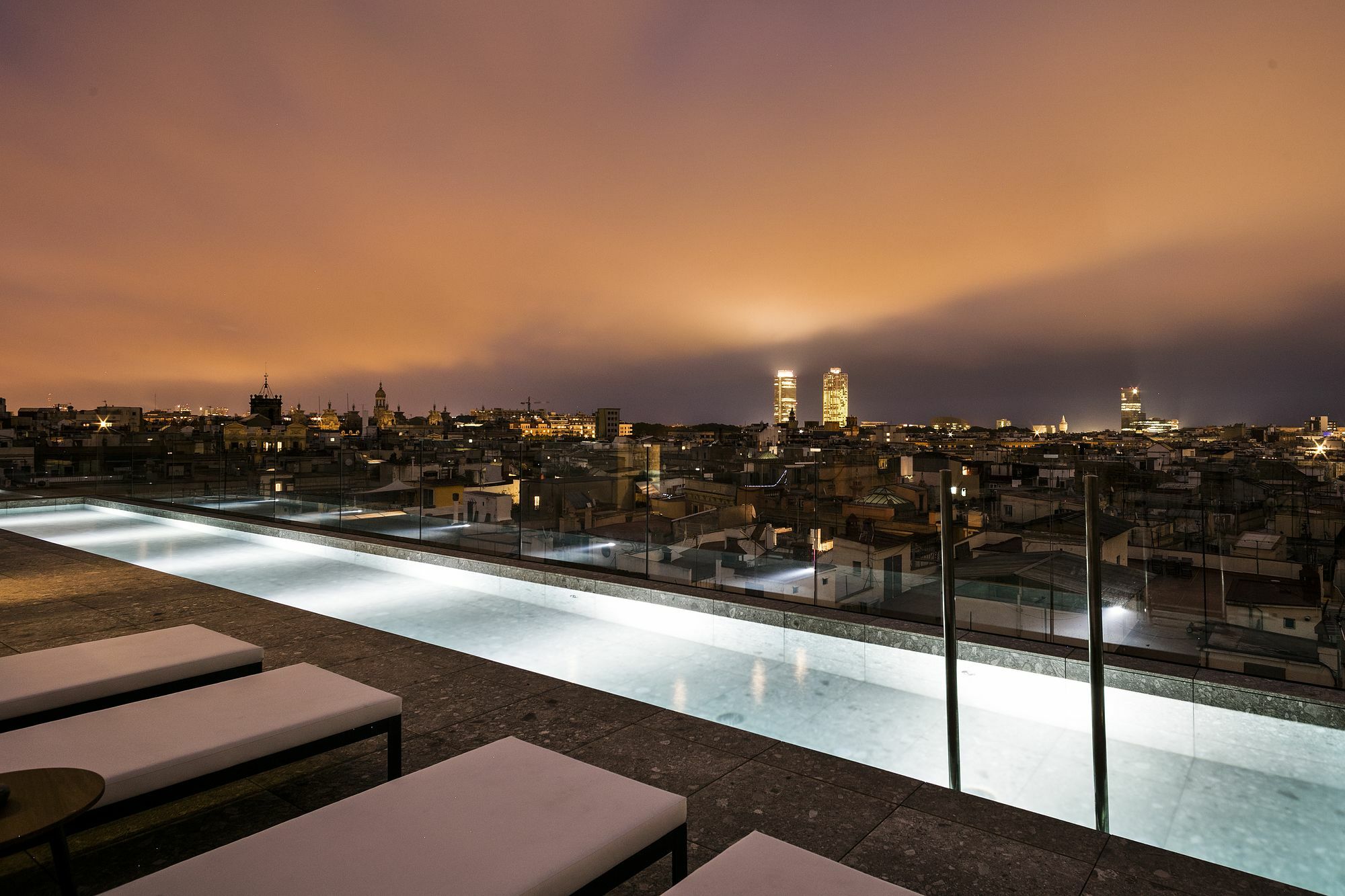 Yurbban Passage Hotel & Spa Барселона Экстерьер фото